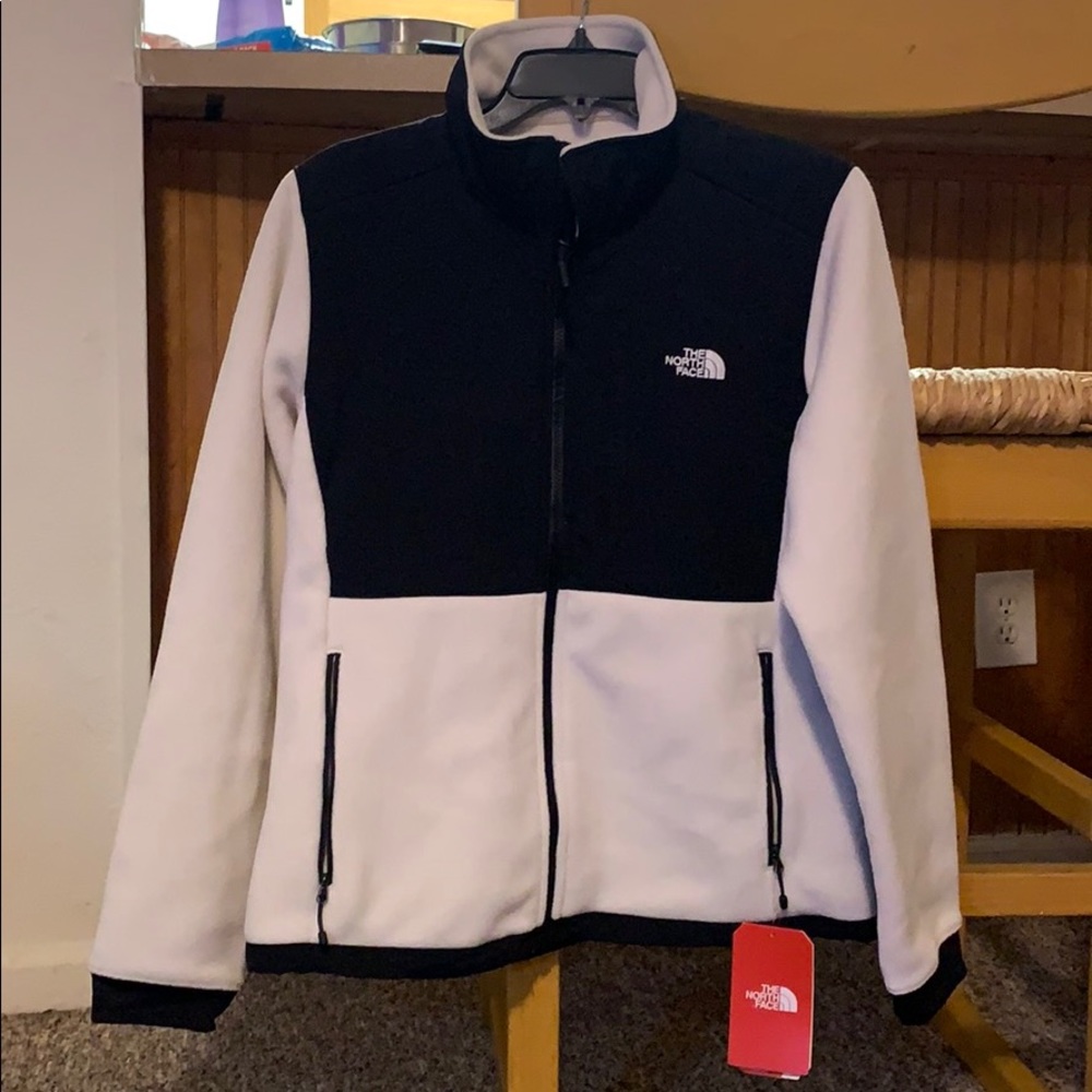 NWT North Face Denali Jacket M